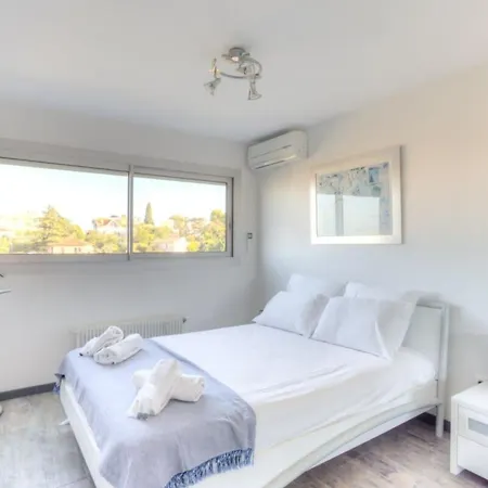 Mimosas Furnished Flat * Antibes