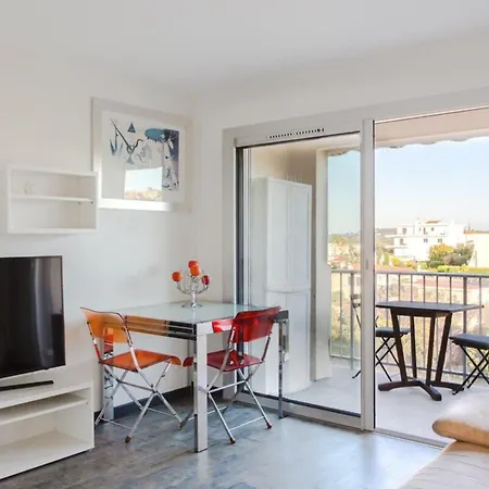 Апартаменты Mimosas Furnished Flat Антиб
